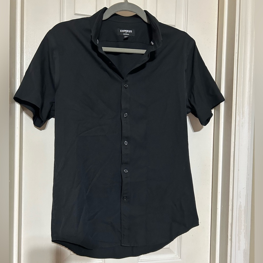 Express Men’s Short Sleeve Button Down